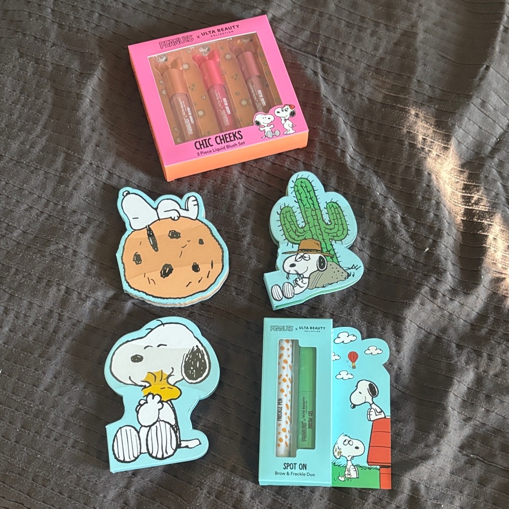 Peanuts Ulta Beauty Collection Beauty Bundle NWT
